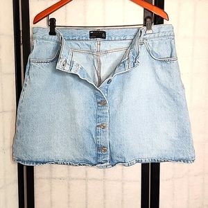 Asos button front blue jean skirt 16
